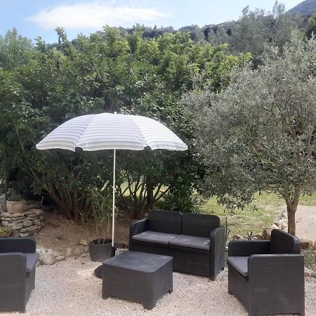 Apartamento Le Chemin De Bruniele Aubres Exterior foto